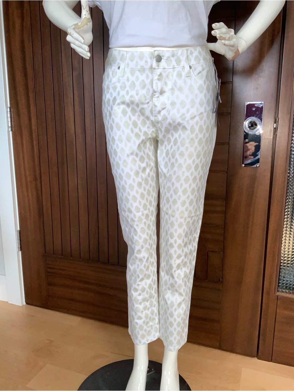 NYDJ Ankle Pants, White & Gold, Sz 10, NWT